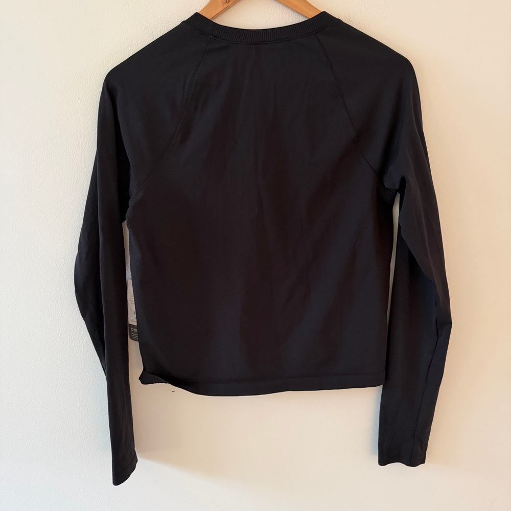 NWT Vuori Long Sleeve Seamless Surge Tee Black Size Large - Picture 2 of 9